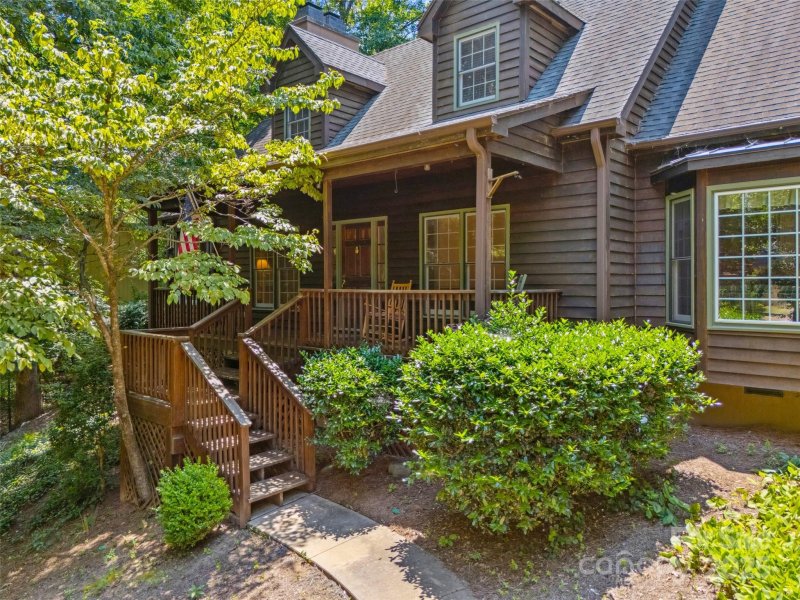 Property image 3 at 12 Woodvine Lane, Lake Wylie, SC 29710