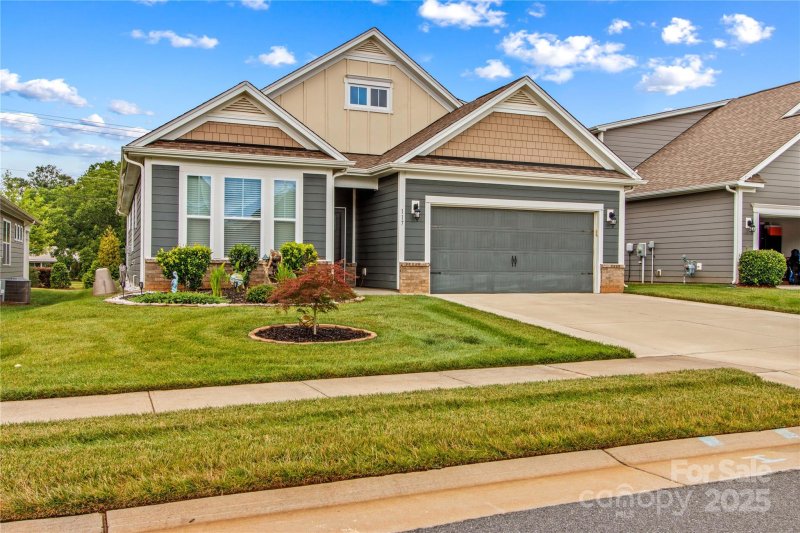 Property image 2 of 117 Cup Chase Drive in Meadows at Coddle Creek, Mooresville, NC 28115