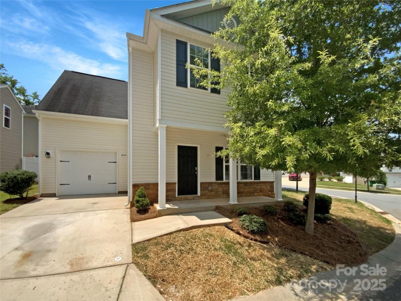 8004 Stevie Oaks Lane