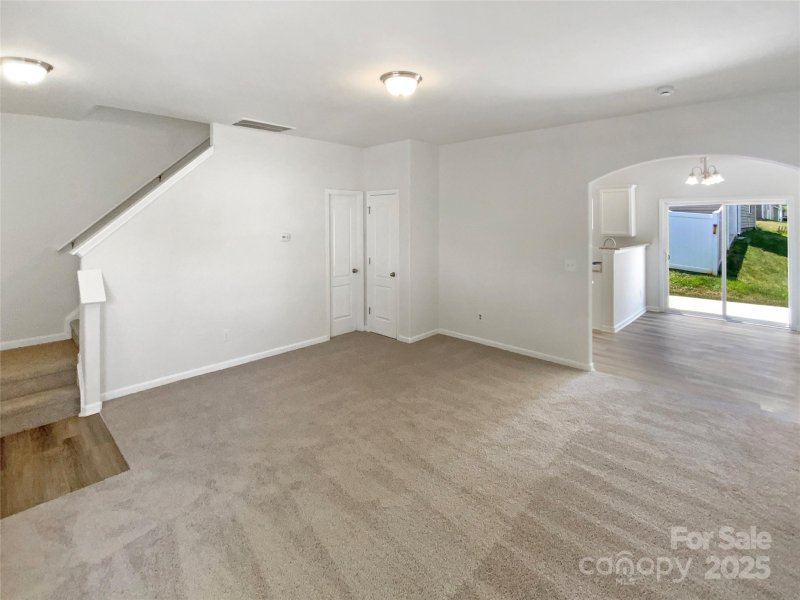 Property image 3 at 8004 Stevie Oaks Lane, Charlotte, NC 28215