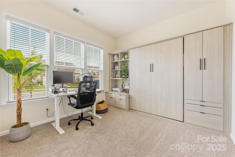 Property image 4 of 18033 Grey Mossrun Drive in North Reach, Charlotte, NC 28278