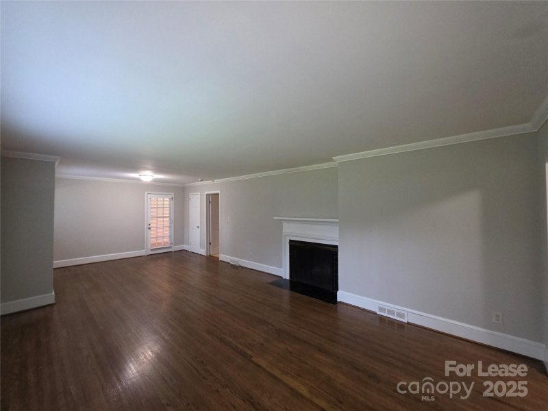 Property image 3 of 4134 Sheridan Drive in Medford Acres, Charlotte, NC 28205