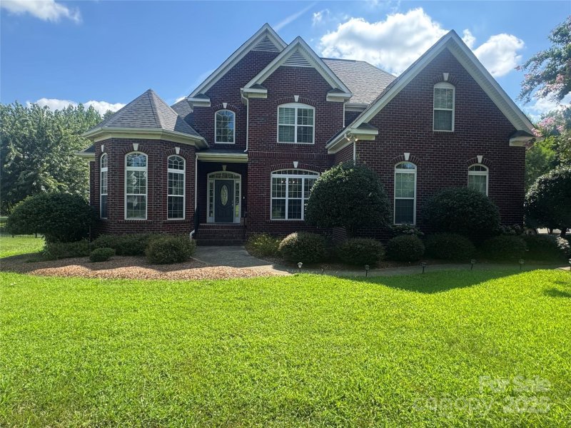 Property image 2 of 3005 Monterrey Lane in Savannah Way, Monroe, NC 28110