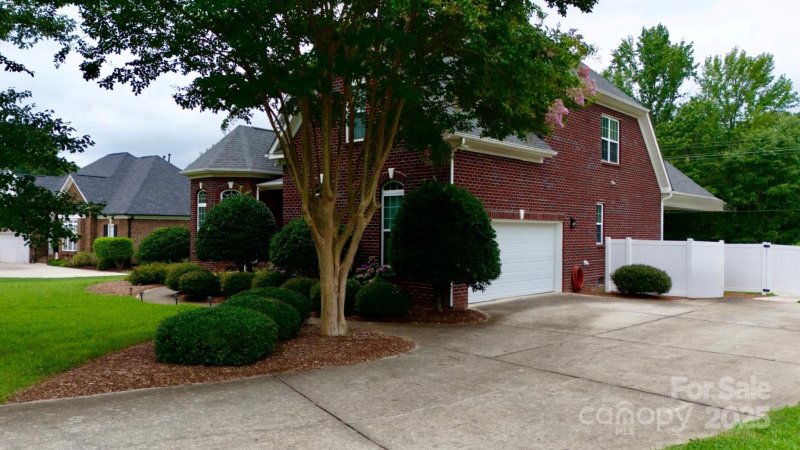 Property image 3 of 3005 Monterrey Lane in Savannah Way, Monroe, NC 28110