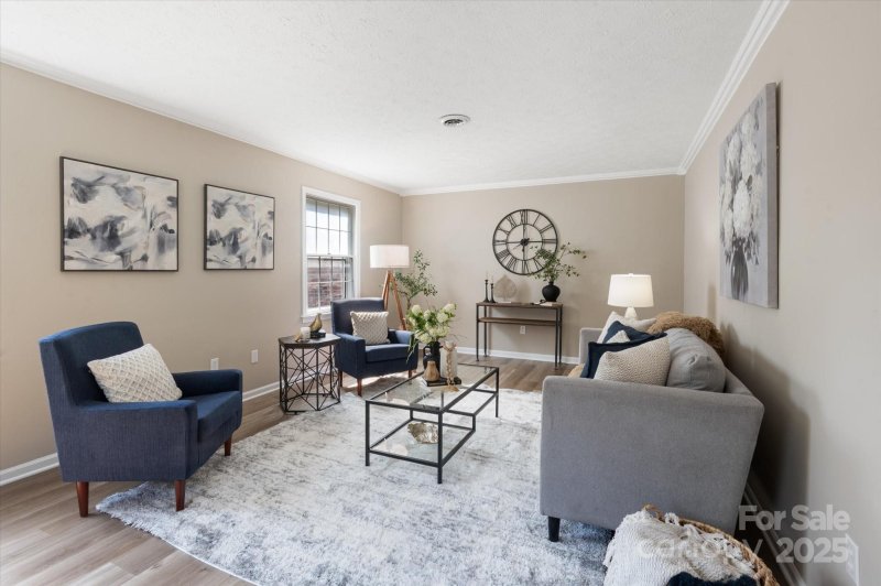 Property image 2 of 1409 Kensington Road in Kensington Court, Hendersonville, NC 28791