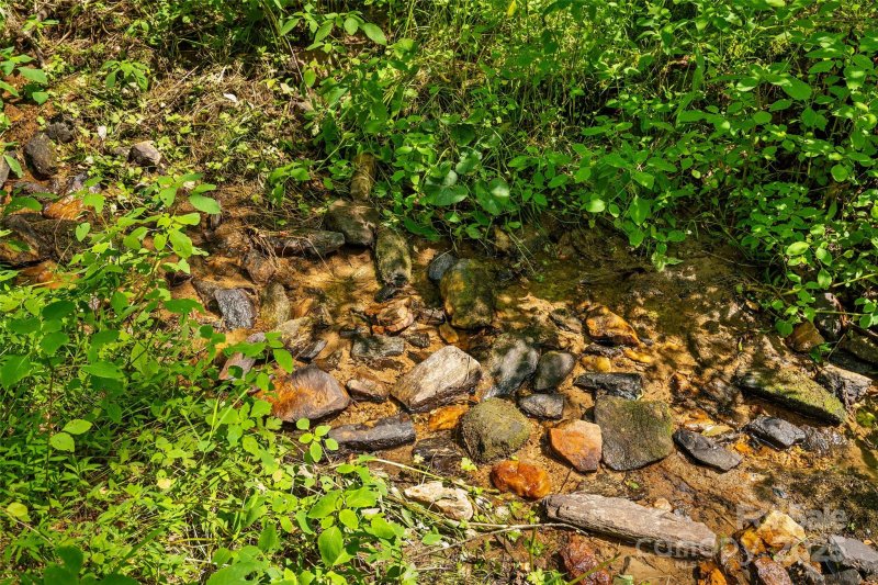 Property image 3 of 117 Grandview Ridge Drive in Grandview Knoll, Alexander, NC 28701