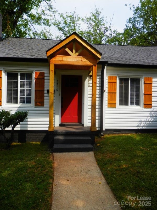 Property image 5 at 1416 Effingham Road, Charlotte, NC 28208