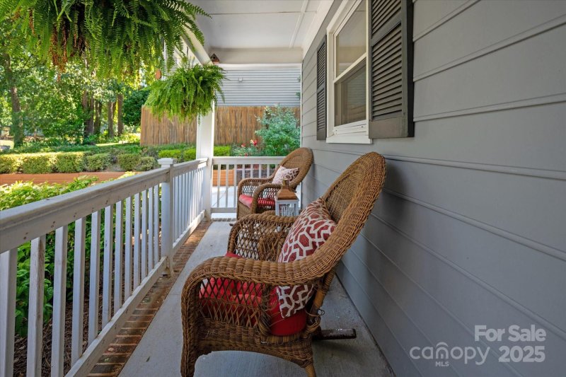 Property image 4 at 7627 Walnut Wood Drive, Charlotte, NC 28227