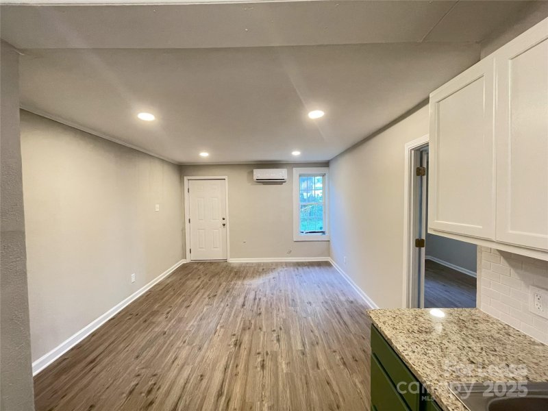 Property image 5 at 2800 Carol Avenue, Charlotte, NC 28208