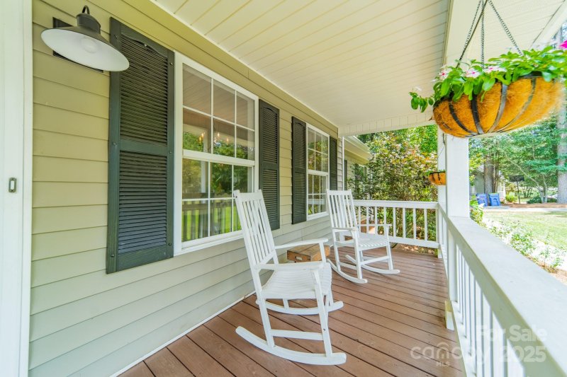 Property image 4 of 1594 High Ridge Drive in Forest Ridge, Stanley, NC 28164