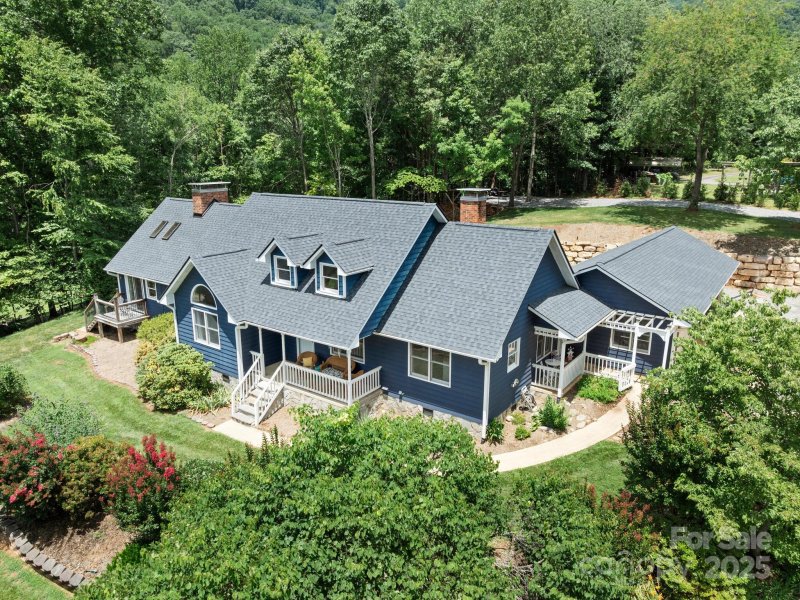 Property image 2 of 3 Neighborly Drive in Ashebrook Estates, Candler, NC 28715