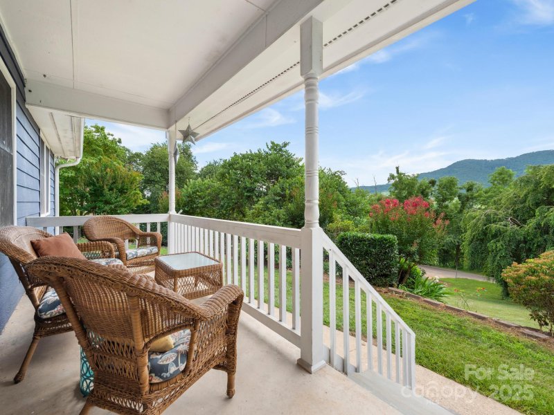 Property image 4 of 3 Neighborly Drive in Ashebrook Estates, Candler, NC 28715