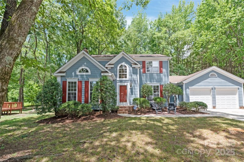 Property image 3 of 12802 Hedgeway Drive in Greycrest, Charlotte, NC 28278
