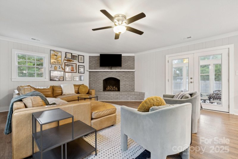 Property image 2 at 5027 Milford Road, Charlotte, NC 28210