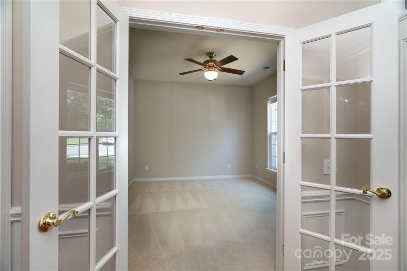 Property image 5 of 9514 Kestral Ridge Drive in Falcon Ridge, Charlotte, NC 28269