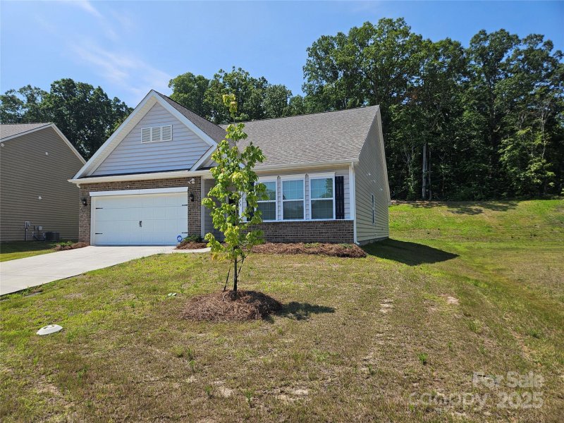 Property image 2 of 368 Saddlebred Lane in Crossroads, Locust, NC 28097