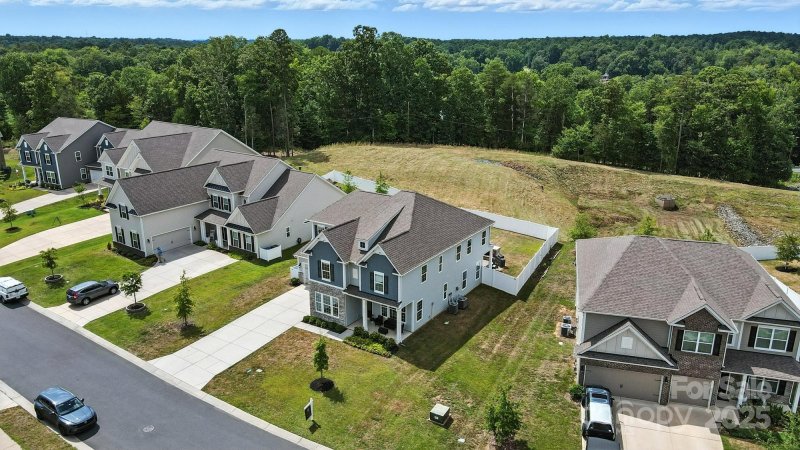 Property image 5 of 2421 Napa Terrace in Cypress Point, Clover, SC 29710