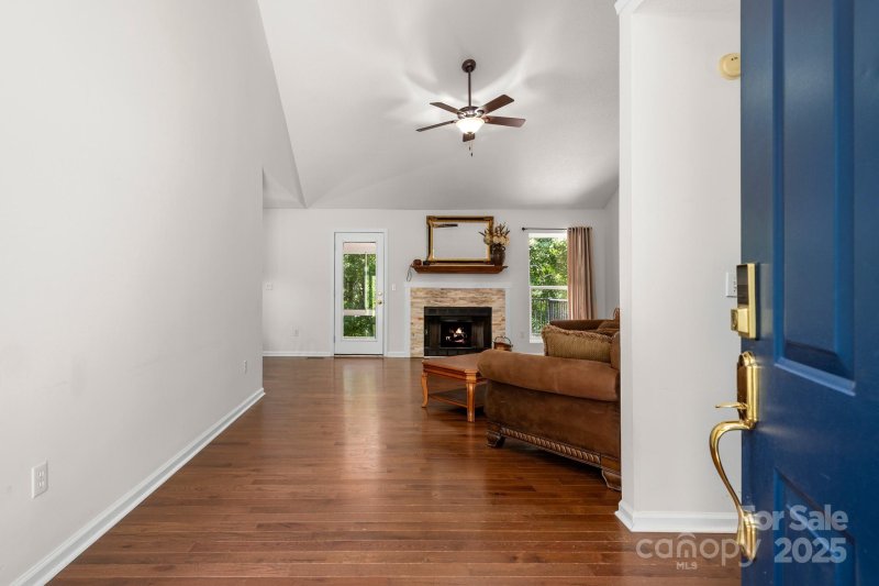 Property image 3 of 701 Salisbury Road in Estates Of Salisbury, Hendersonville, NC 28792