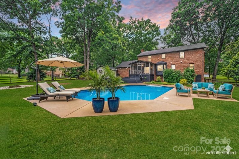 16512 Kimbolten Drive