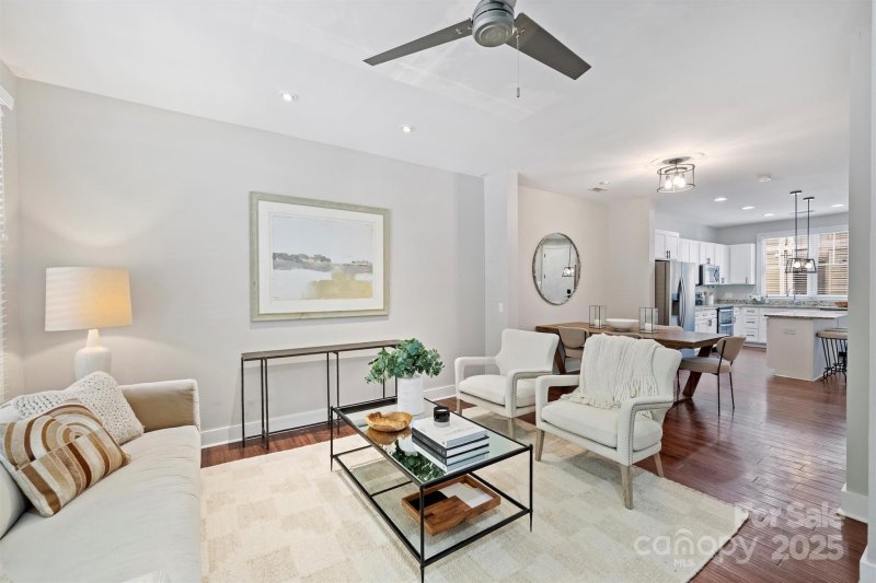 Property image 3 of 317 E Tremont Avenue in Dilworth, Charlotte, NC 28203