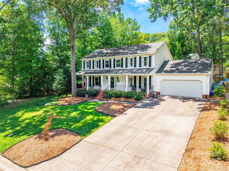 Property image 2 at 1220 Merribrook Drive, Matthews, NC 28105