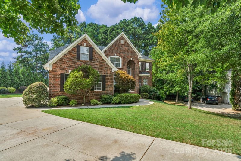 Property image 2 at 8606 Gresham Drive, Waxhaw, NC 28173