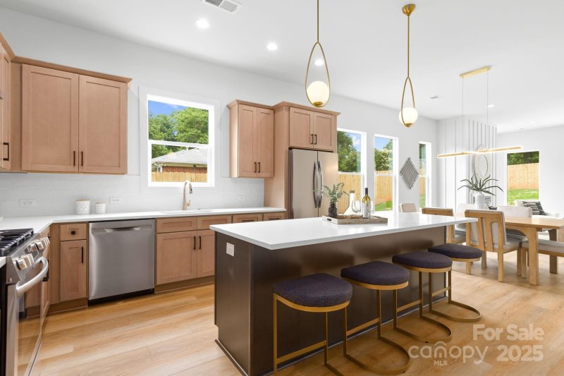 Property image 3 of 2417 Pruitt Street in Westerly Hills, Charlotte, NC 28208