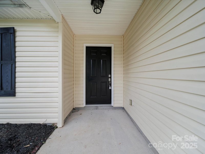 Property image 4 of 6420 Sunman Road in Pinebrook, Charlotte, NC 28216