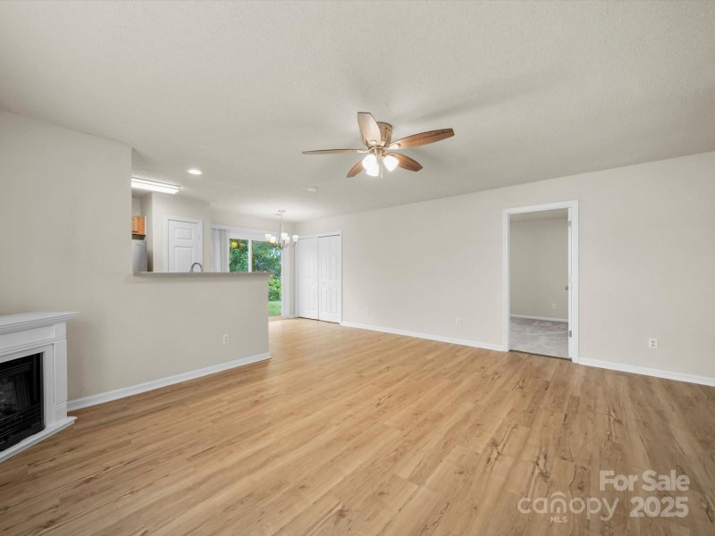 Property image 5 of 6420 Sunman Road in Pinebrook, Charlotte, NC 28216