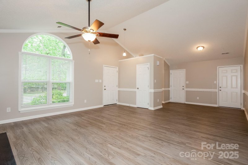 Property image 4 at 7839 Ambleside Drive, Charlotte, NC 28216