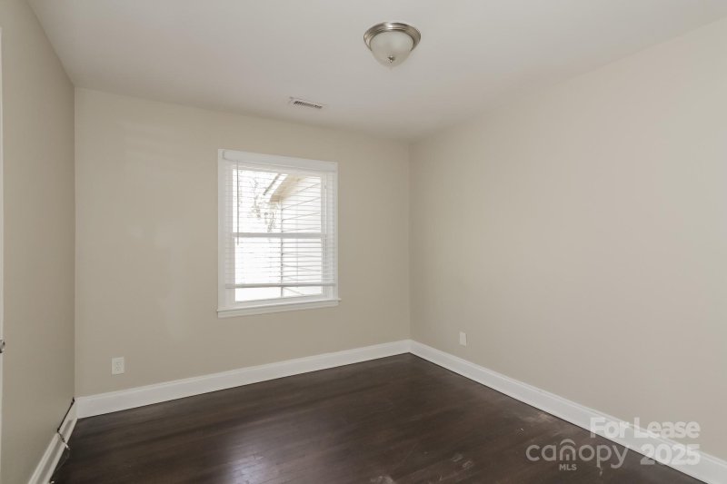 Property image 5 at 4200 Rochelle Lane, Charlotte, NC 28208