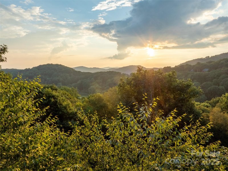 Property image 4 of 1065 Oak Ridge Lane in Wolf Laurel, Mars Hill, NC 28754