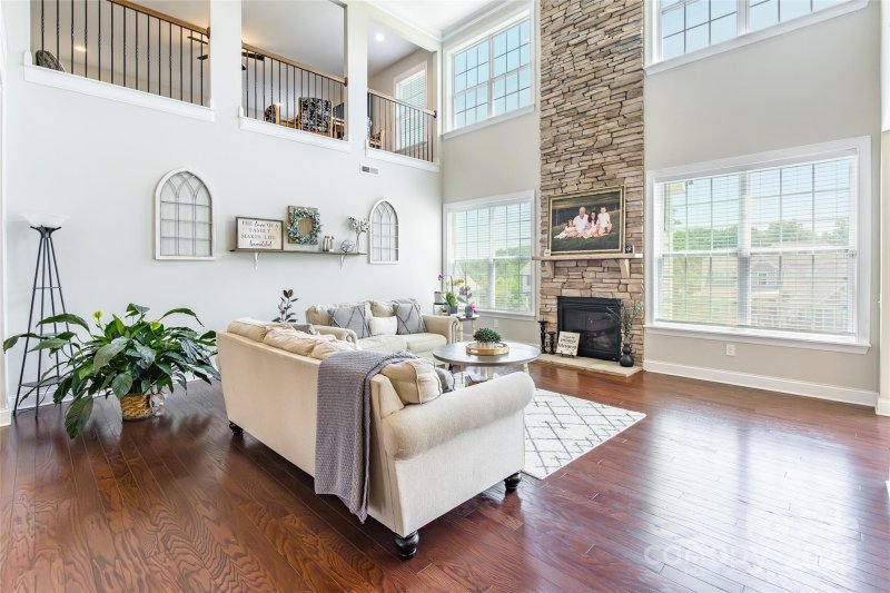 Property image 5 of 208 Canoe Pole Lane in Lakewalk, Mooresville, NC 28117