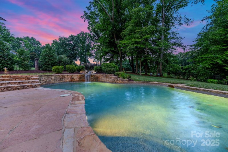 Property image 4 at 5437 Old Course Drive, Charlotte, NC 28277
