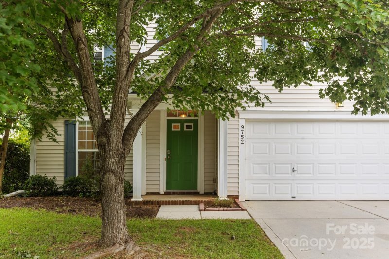 Property image 3 at 9752 Waltham Court, Charlotte, NC 28269