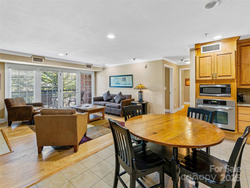 Property image 5 of 204 Bowling Park Road in Residences At Biltmore, Asheville, NC 28803