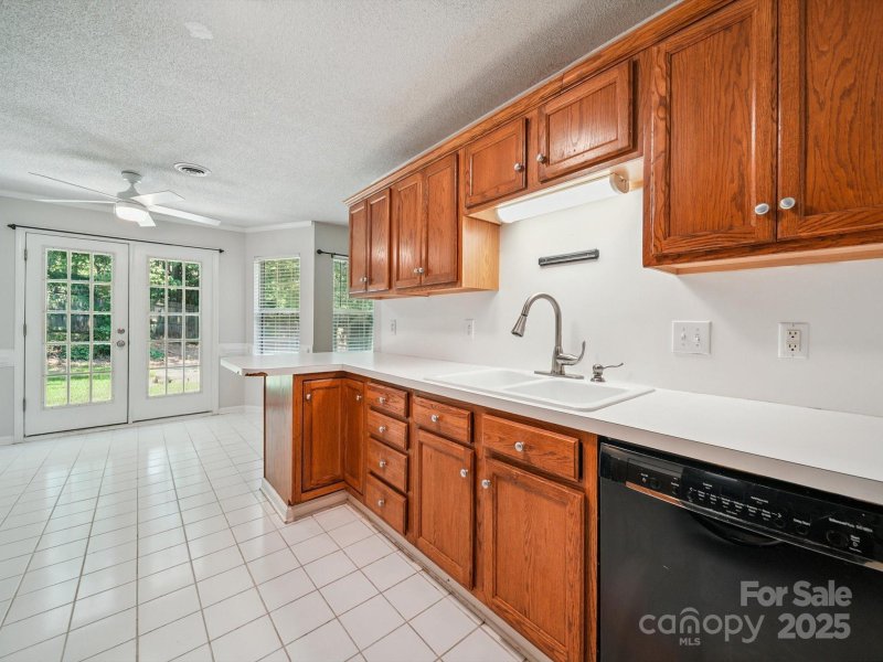 Property image 3 at 129 Brookshire Drive, Fort Mill, SC 29715