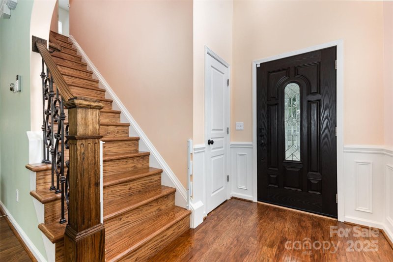 Property image 3 at 1323 Millbank Drive, Matthews, NC 28104