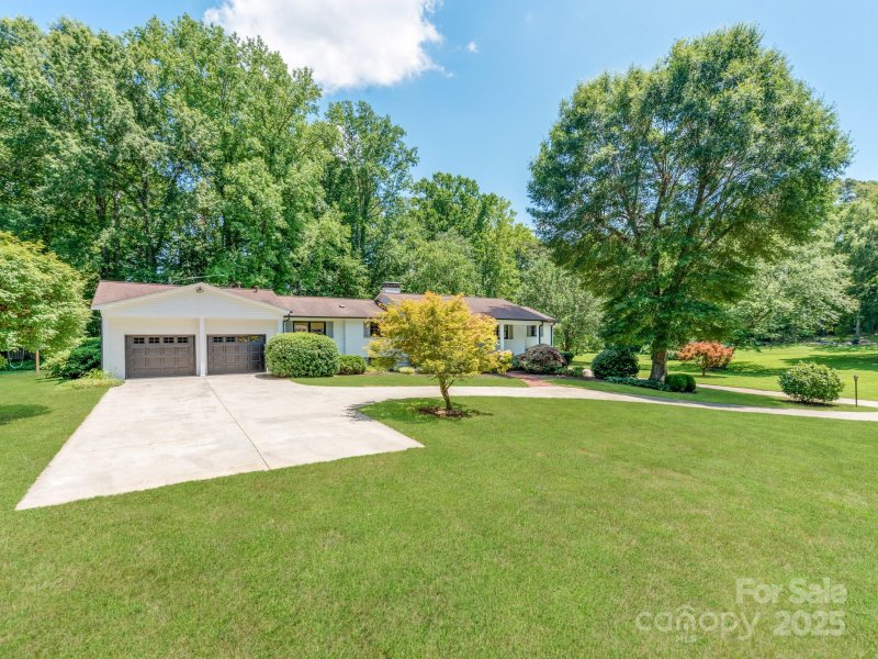 Property image 3 at 607 W School Street, Maiden, NC 28650