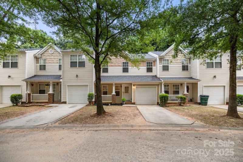 Property image 2 at 363 Doughton Lane, Charlotte, NC 28217