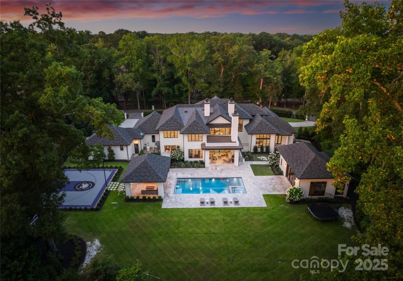 Property image 5 at 5501 Carmel Park Drive, Charlotte, NC 28226