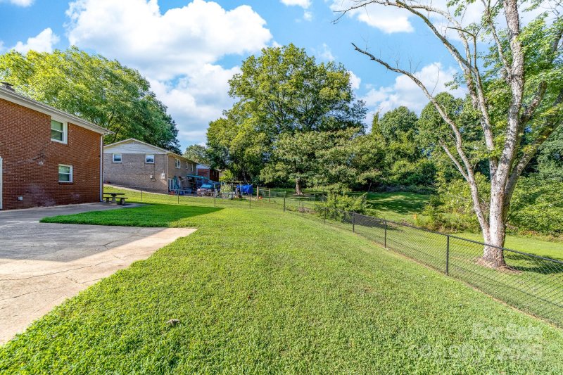 Property image 5 at 804 Tryon Street, Shelby, NC 28150