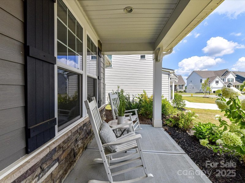 Property image 3 at 104 Hemlock Cove Court, Mooresville, NC 28117