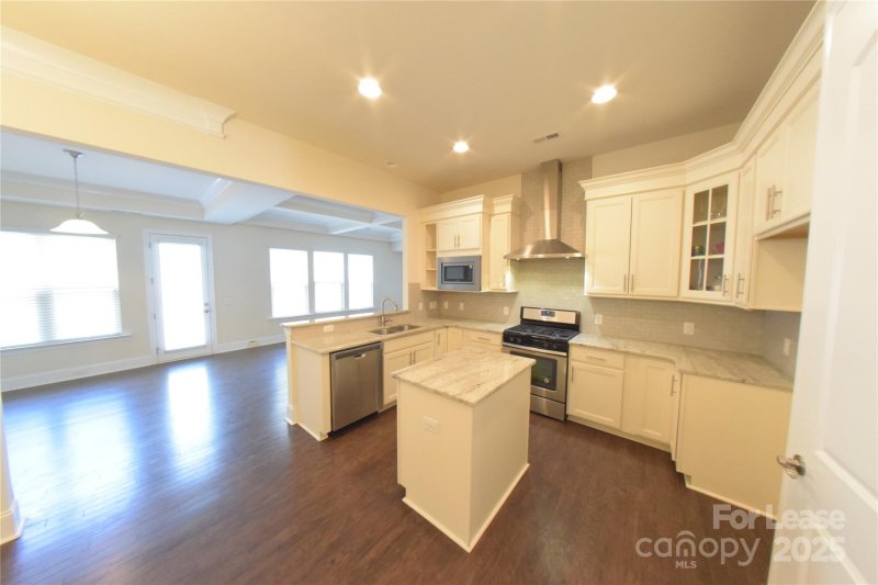 Property image 2 at 10714 Campbell Commons Way, Charlotte, NC 28277