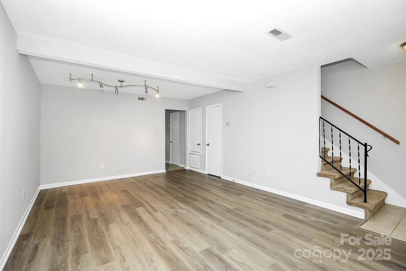 Property image 4 of 11111 Park Road in Lexington Commons, Charlotte, NC 28226