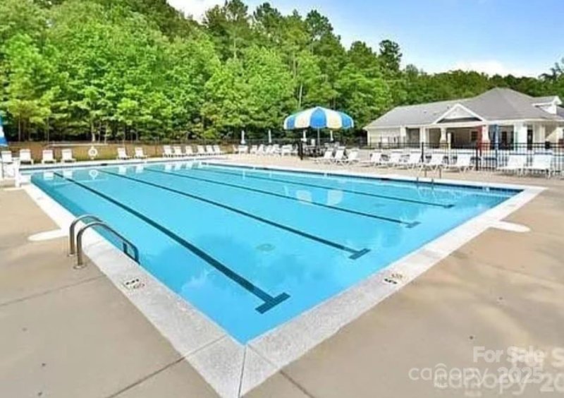 Property image 3 at 2015 Savannah Hills Drive, Matthews, NC 28105