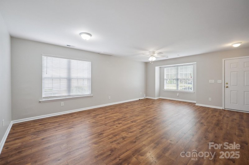 Property image 4 at 9157 Washam Potts Road, Cornelius, NC 28031