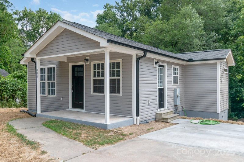 Property image 4 at 801 Evening Shade Lane, Gastonia, NC 28052