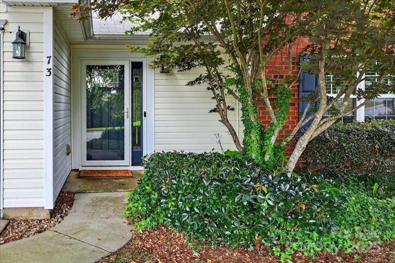 Property image 2 at 73 Ashton Bluff Circle, Mount Holly, NC 28120