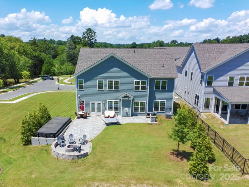 Property image 4 of 15713 Tysons Corner Road in Ramseys Glen, Huntersville, NC 28078